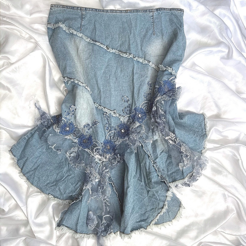 West 36 Y2K Denim Handkerchief Skirt Blue Floral Lace Sequin Embellished XL